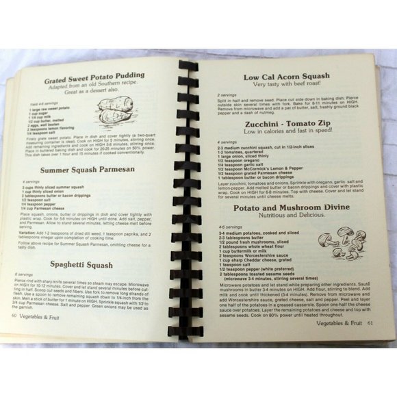 VTG 1982 Simply Scrumptious Microwaving Cookbook By Robinson Stancil  & Wilkins - Picture 5 of 11